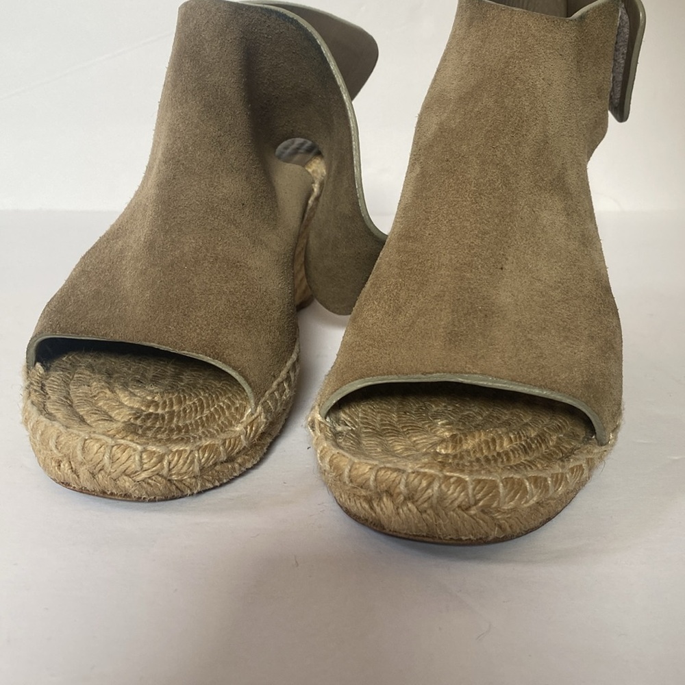 Celine Grey Suede Open Toe Espadrilles
Wedge Sandals Size 37 - Picture 10 of 12
